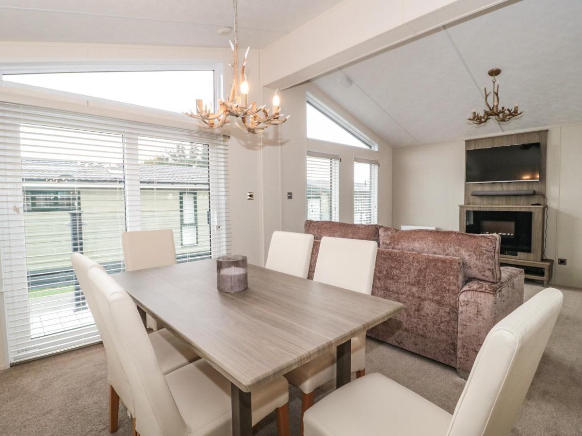 Amethyst Lodge Lymington Εξωτερικό φωτογραφία